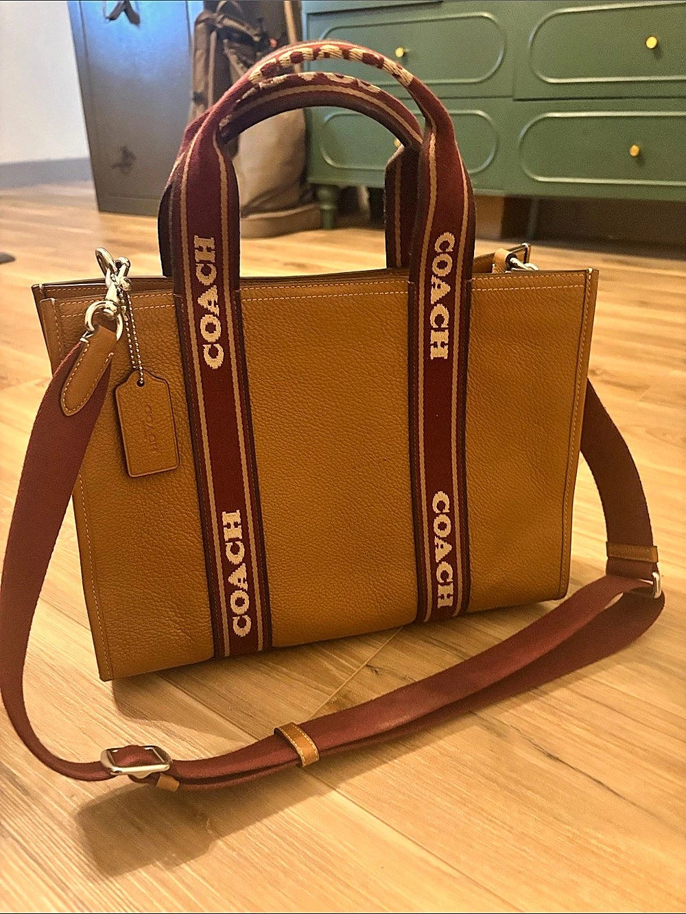 Coach Field Tote Leather Brown & Burgundy